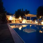 Diamantis Studios&apartments Hotell Mikri Vigla