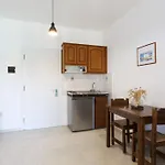 Diamantis Studios&apartments Hotel 2*
