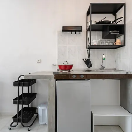 Diamantis Studios&apartments 2*