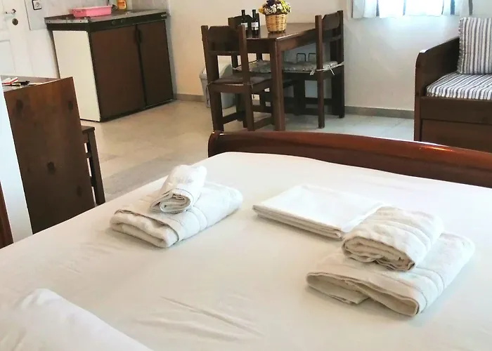 Diamantis Studios&apartments 호텔