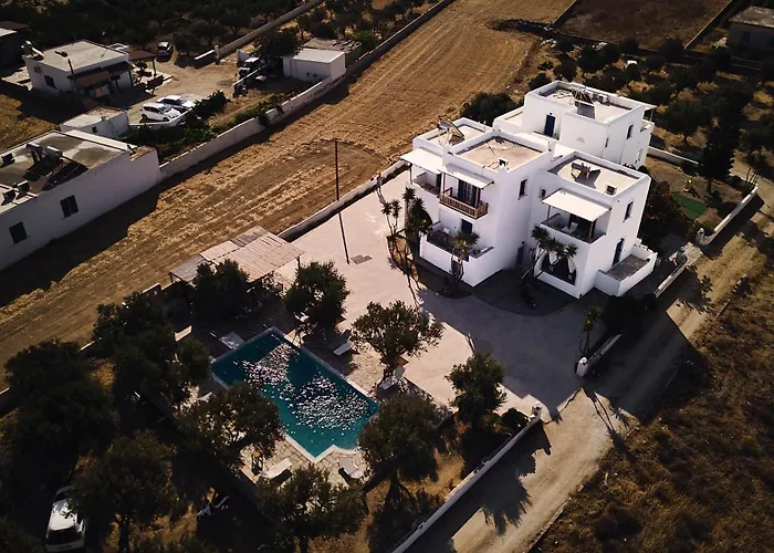 Diamantis Studios&apartments Hotell 2*