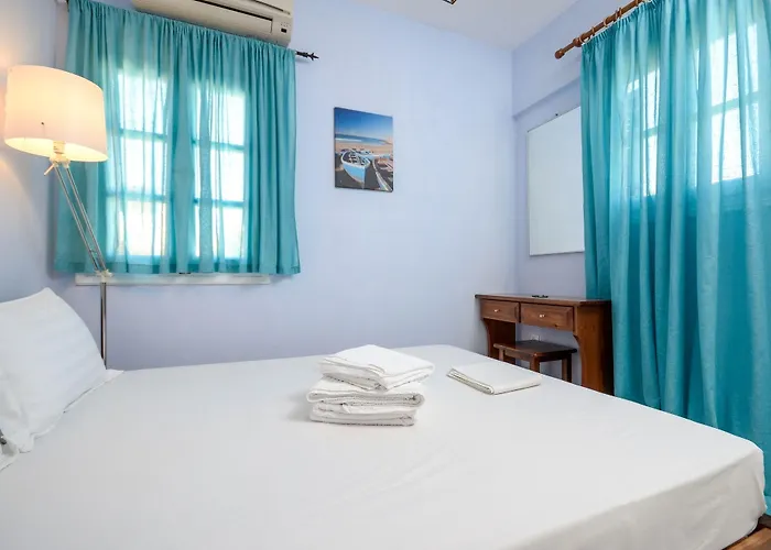 Diamantis Studios&apartments 호텔 2*