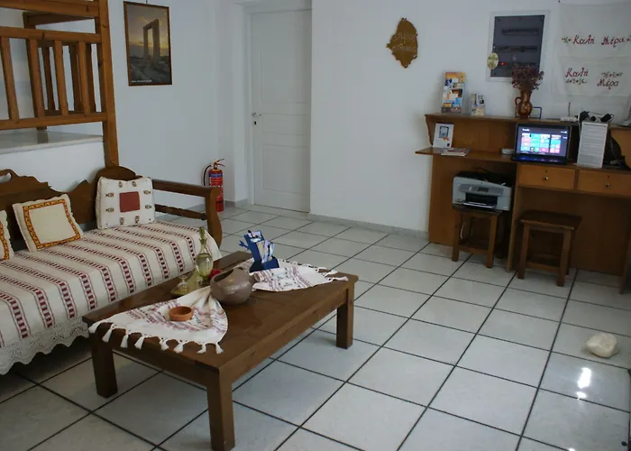 Hotell Diamantis Studios&apartments Mikri Vigla